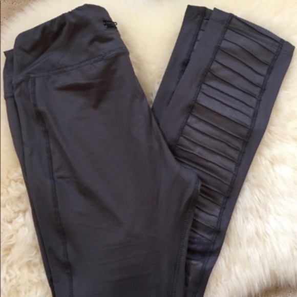 Electric Yoga Charcoal Motorcycle Yoga Leggings - Picture 3 of 6
